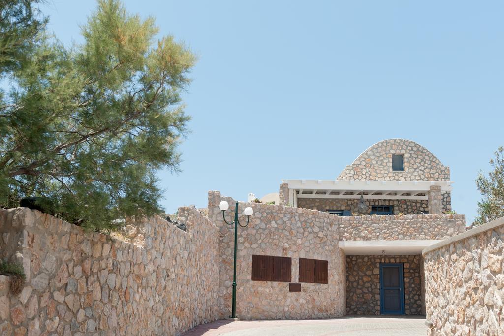 Red Cliff Villa 2Bedroom Villa With Caldera View And Plunge Pool Akrotírion Extérieur photo